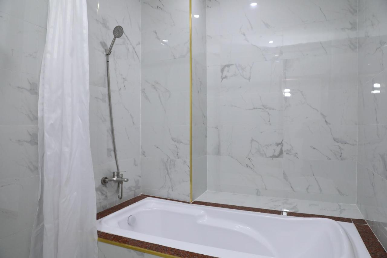 Thanh Vinh Hotel & Apartment Ho Chi Minh City Exterior photo